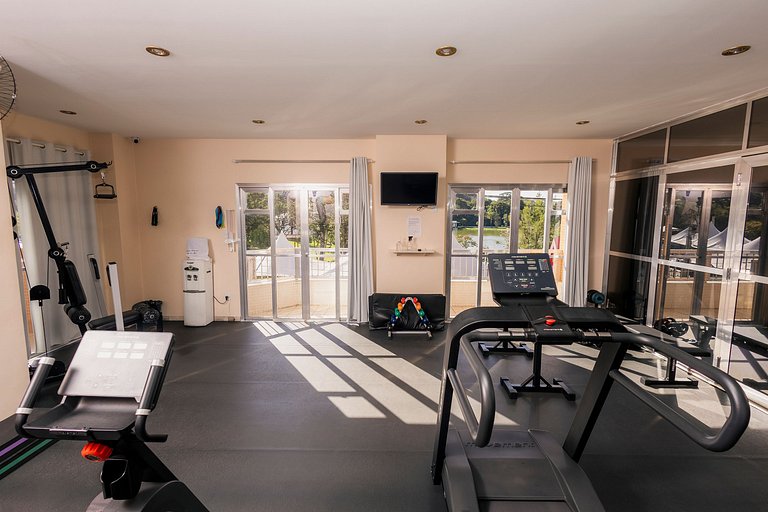 Apto Luxuoso - Em frente ao Parque das Águas!