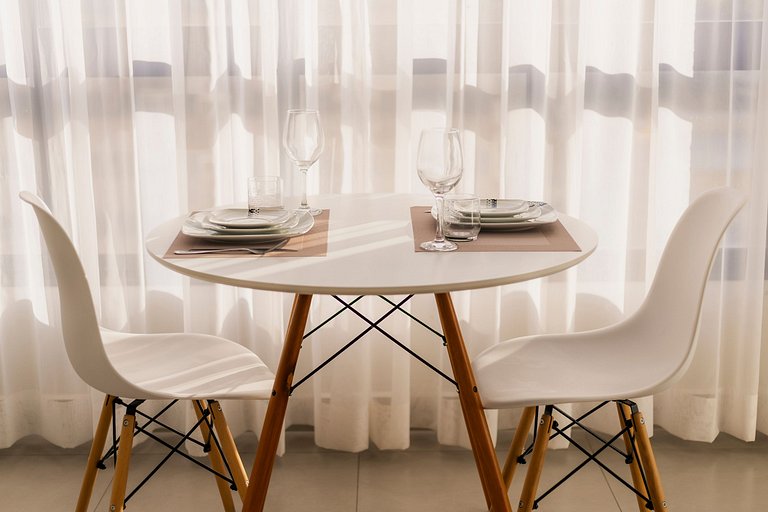 Flat Alto Padrão – Novo e ar condicionado