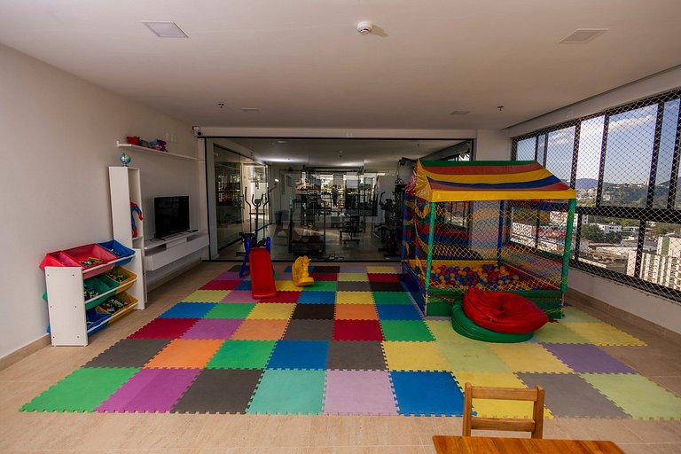 Flat Alto Padrão – Novo e ar condicionado