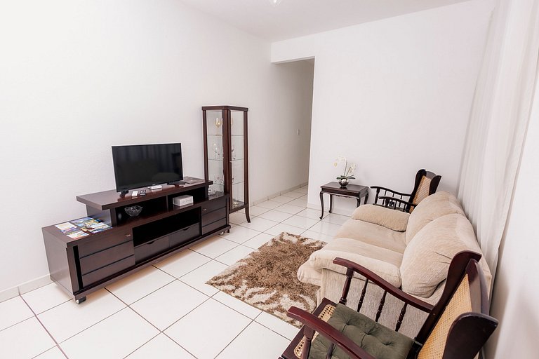 Apto 2 Quartos – Ao Lado da Igreja Matriz