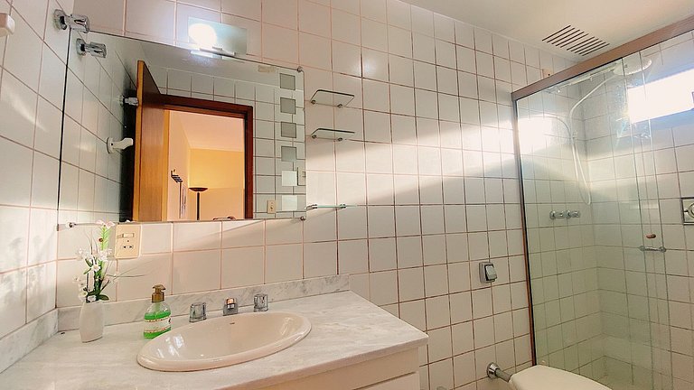 Em frente ao Parque das Águas! Área mais nobre!