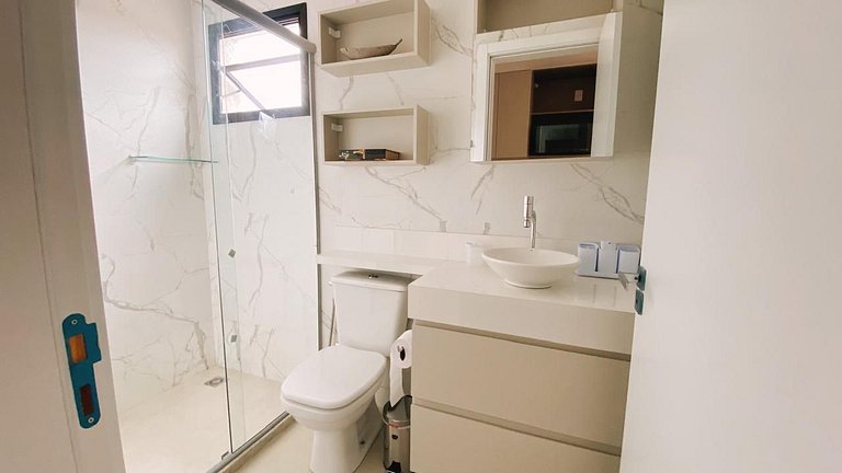 Flat Novo e Moderno na Melhor Localização!