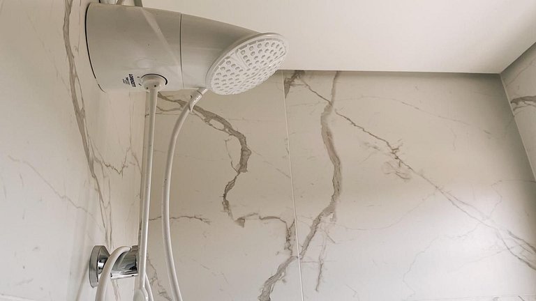 Flat Novo e Moderno na Melhor Localização!