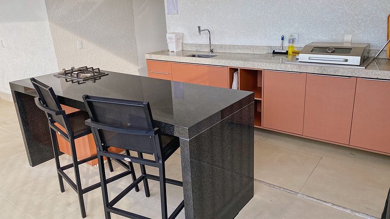 Flat Novo e Moderno na Melhor Localização!