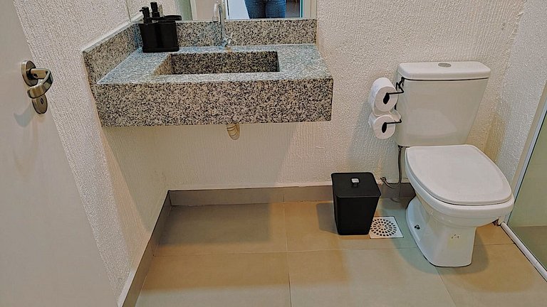 Flat novinho, perto de TUDO - Conforto total