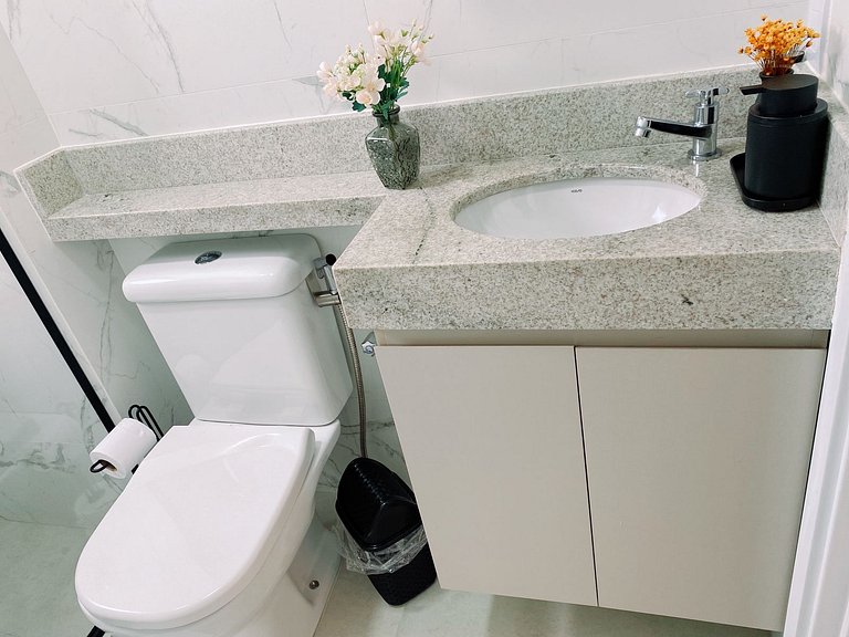 Apto Novo com Lazer Completo - Perto do Centro