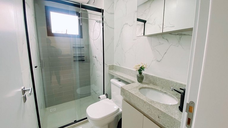 Apto Novo com Lazer Completo - Perto do Centro