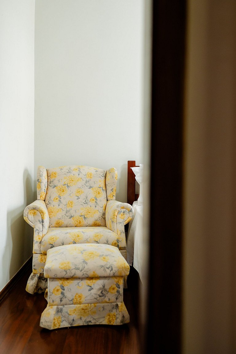 Casa Colonial Espaçosa com Piscina eVista incrivel