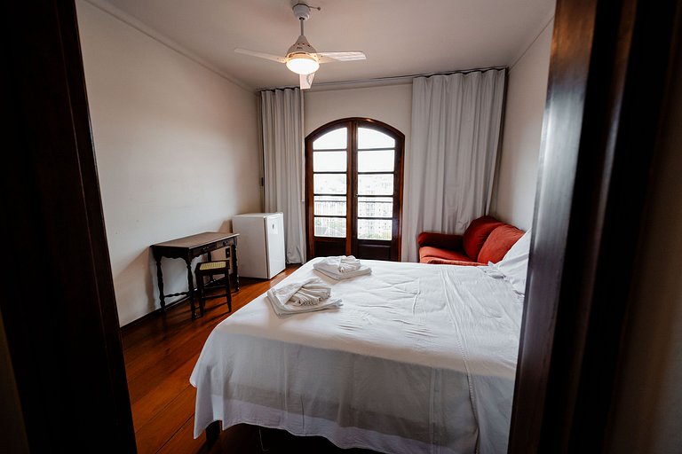 Casa Colonial Espaçosa com Piscina eVista incrivel