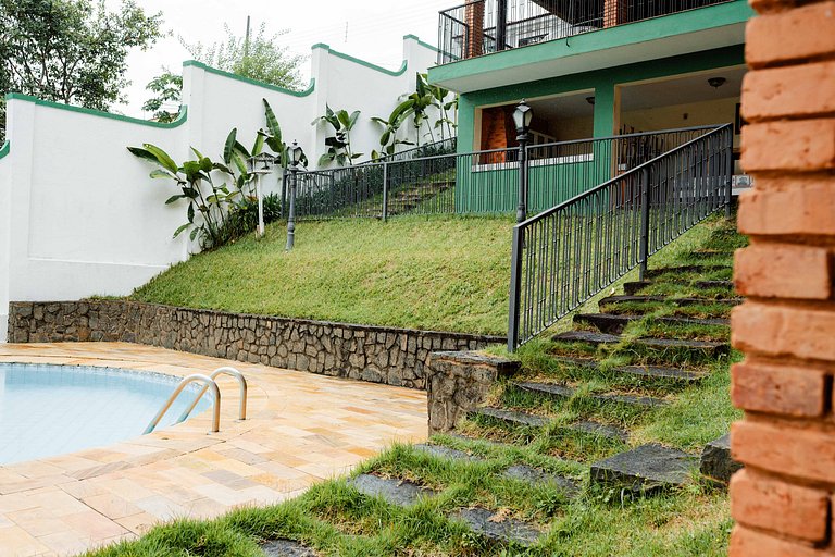Casa Colonial Espaçosa com Piscina eVista incrivel