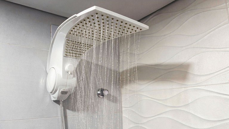 Flat Novinho no centro com ar condic. e piscina