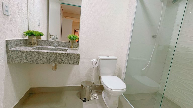 Flat Novinho no centro com ar condic. e piscina