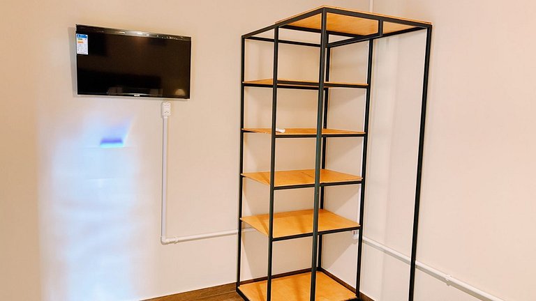 Experiência em celeiro com cavalos à porta