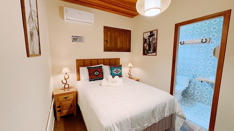 Experiência em celeiro com cavalos à porta