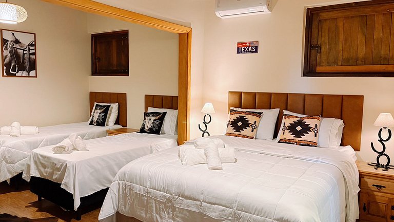 Experiência em celeiro com cavalos à porta