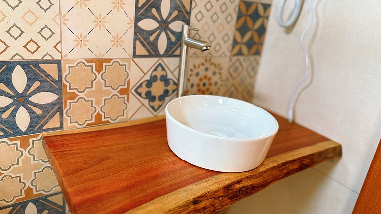 Experiência em celeiro com cavalos à porta