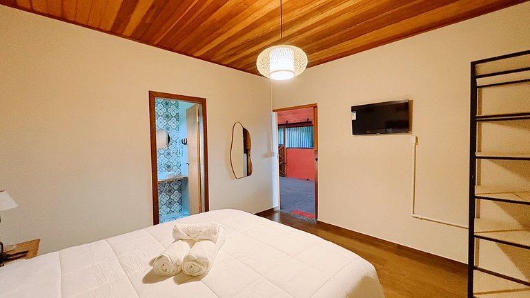 Experiência em celeiro com cavalos à porta