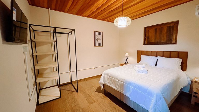 Experiência em celeiro com cavalos à porta