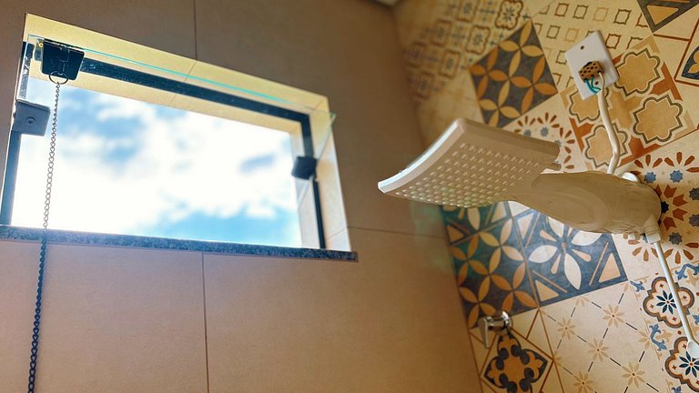 Experiência em celeiro com cavalos à porta