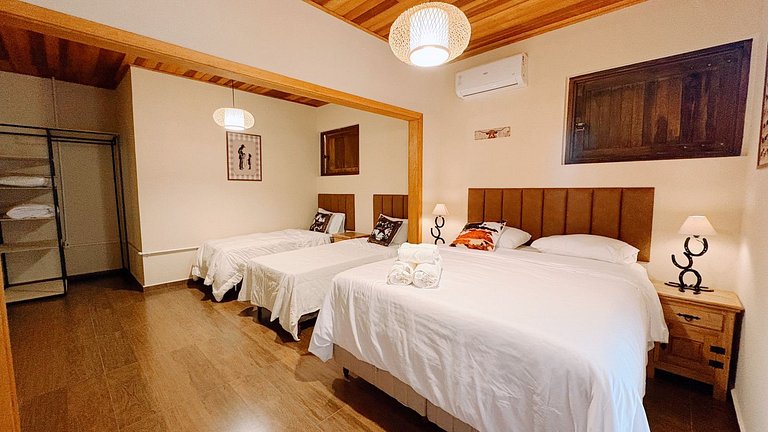 Experiência em celeiro com cavalos à porta