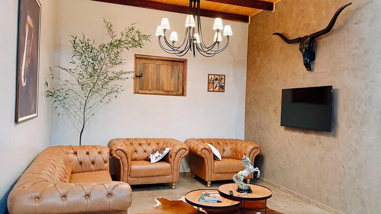 Experiência em celeiro com cavalos à porta