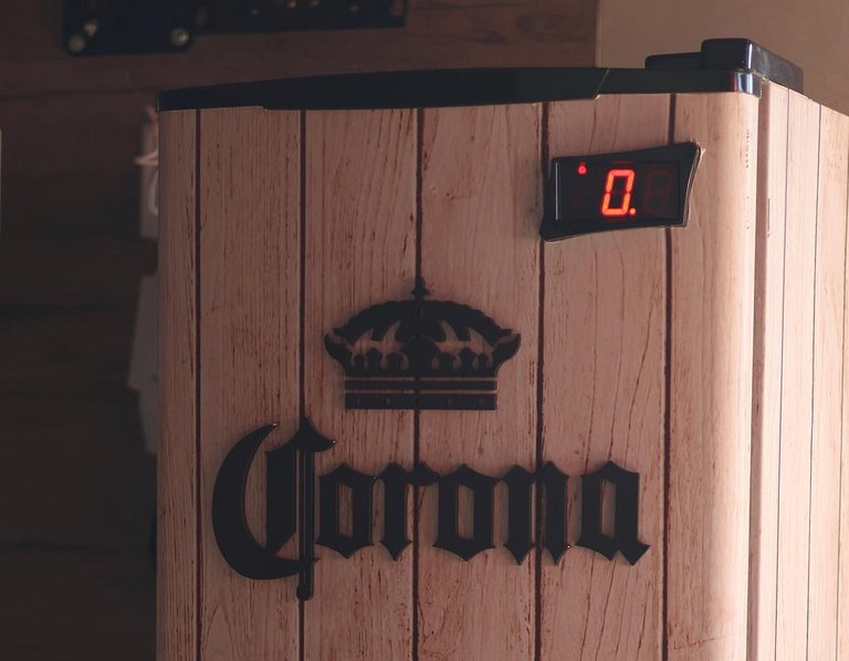 Experiência em celeiro com cavalos à porta