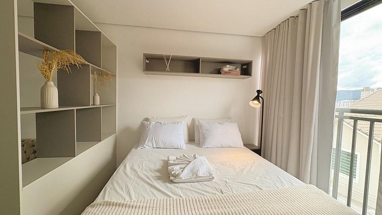 Flat Novo e Moderno na Melhor Localização!