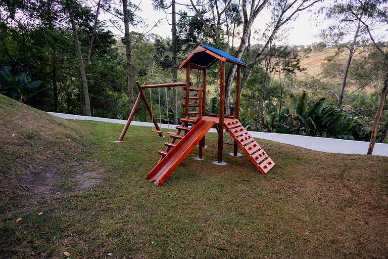 Chalé Exclusivo com Banheira e Lareira