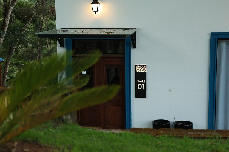 Chalé Exclusivo com Banheira e Lareira