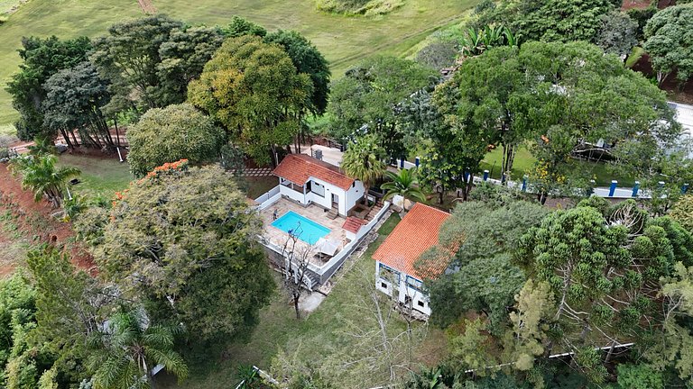 Chalé Exclusivo com Banheira e Lareira