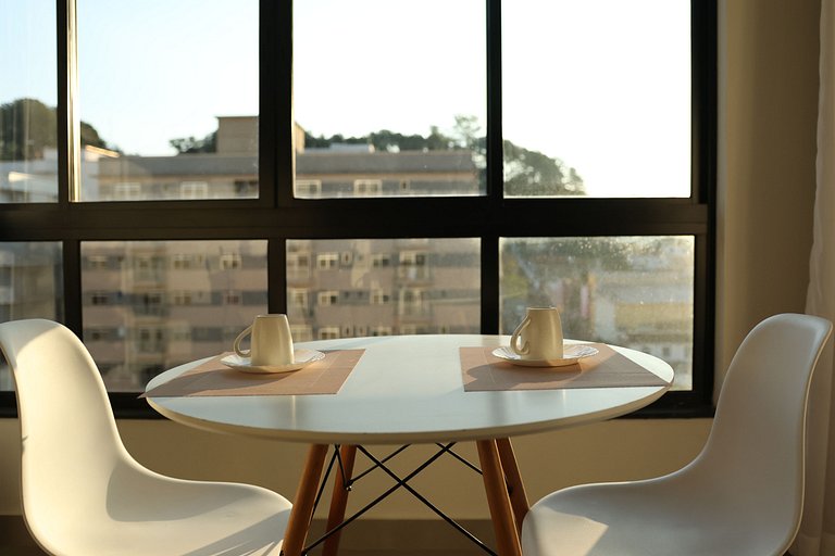 Flat Alto Padrão – Novo e ar condicionado